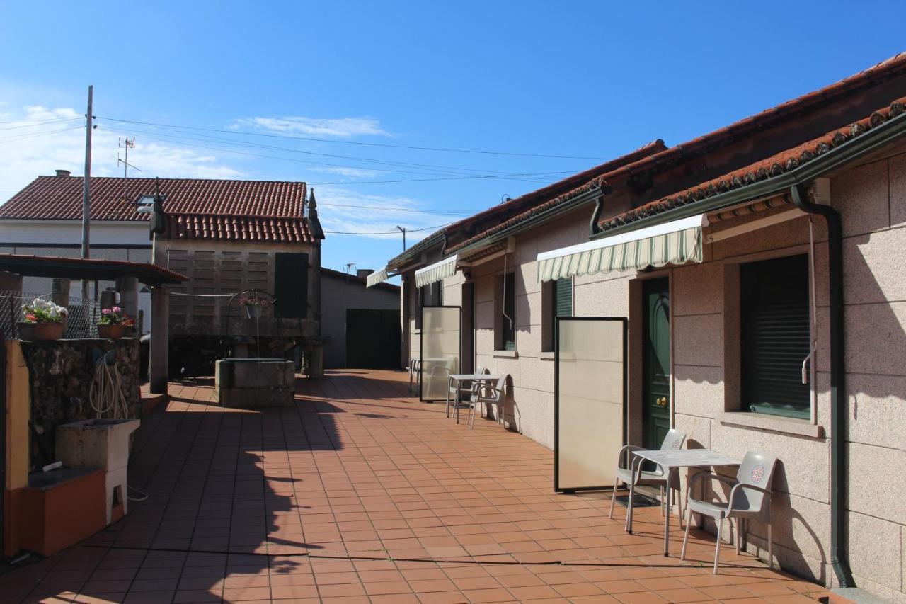 Apartamentos Outeiro A Pobra do Caramiñal Eksteriør billede