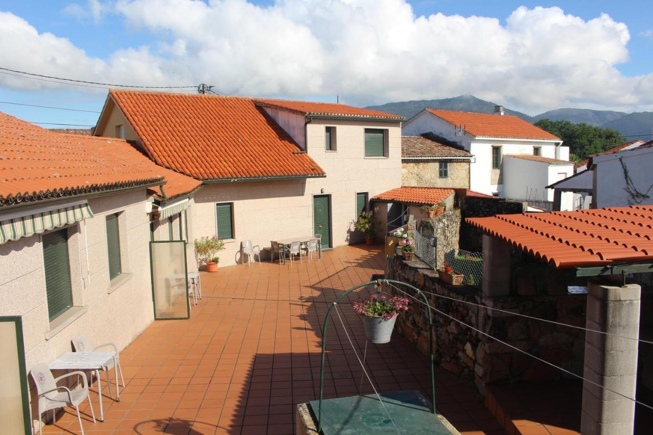 Apartamentos Outeiro A Pobra do Caramiñal Eksteriør billede