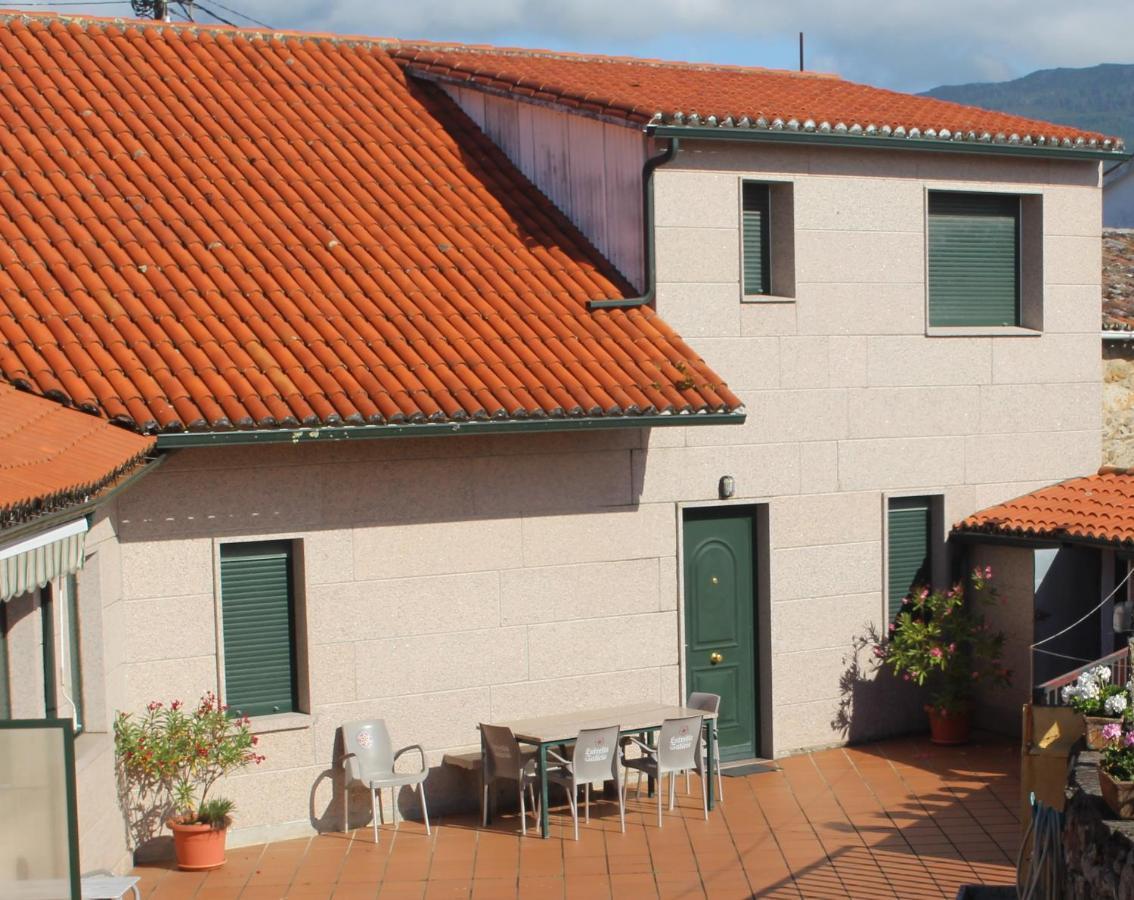 Apartamentos Outeiro A Pobra do Caramiñal Eksteriør billede